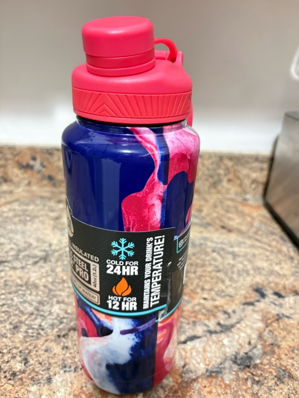 Insulated Water Bottle with Pink Lid and Blue-Pink Marble Body